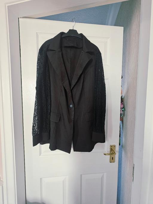 Buy & Sell Newton Doncaster - Photos for Ladies black dressy jacket, size 18.