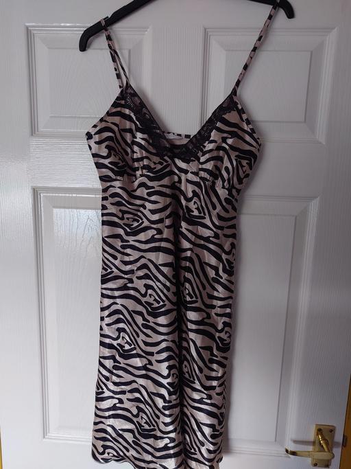 Buy & Sell Woodthorpe Charnwood - Photos for Women's animal print nightie size 10