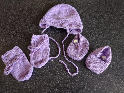 Buy & Sell Woodthorpe Charnwood - Photos for Baby girls hand-knitted set