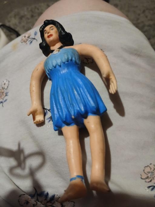 Buy & Sell Netherton Dudley - Photos for out the flinstones Wilma 