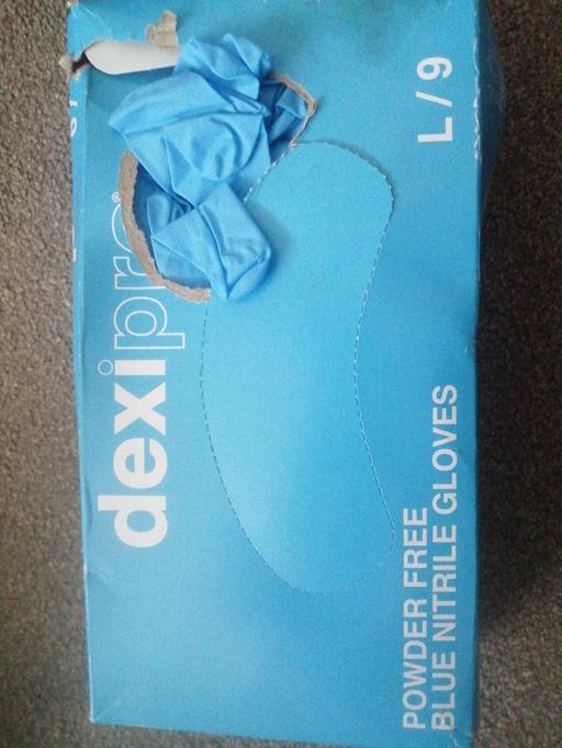 Buy & Sell Heath Town Wolverhampton - Photos for New box 100 large blue nitrile gloves
