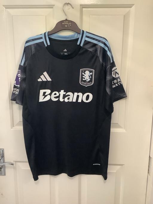 Buy & Sell Woodsetton Dudley - Photos for Aston Villa top