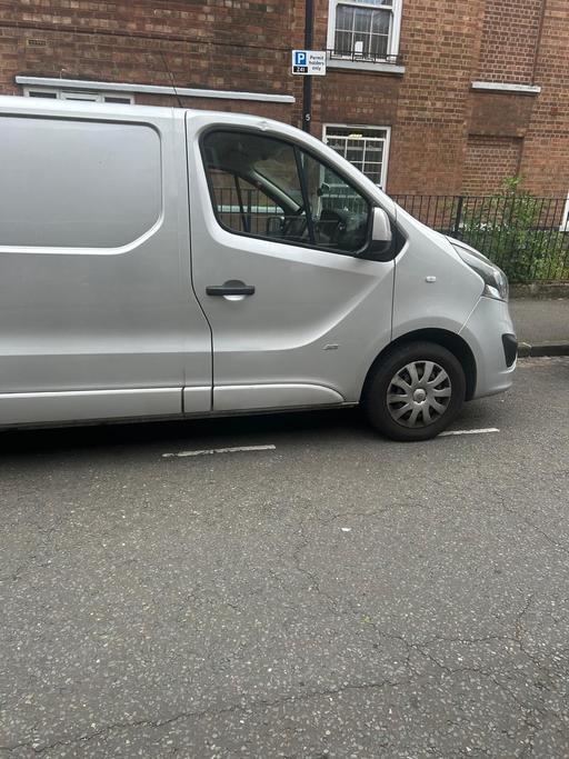 Vehicles Old Kent Road South East London - Photos for Vauxhall Van