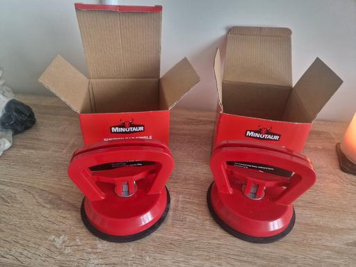 Vehicles Hall Green Birmingham - Photos for 2x red minotaur suction pads