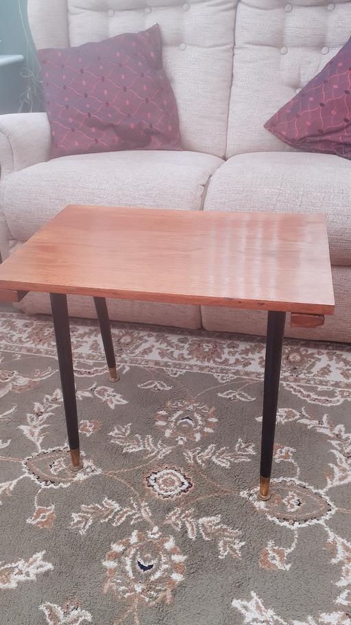 Buy & Sell Sundon Luton - Photos for Vintage Small Coffee Table(LU33BY)