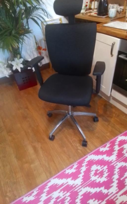 Buy & Sell Swinley Wigan - Photos for NEW ERGOMETRIX CHAIR