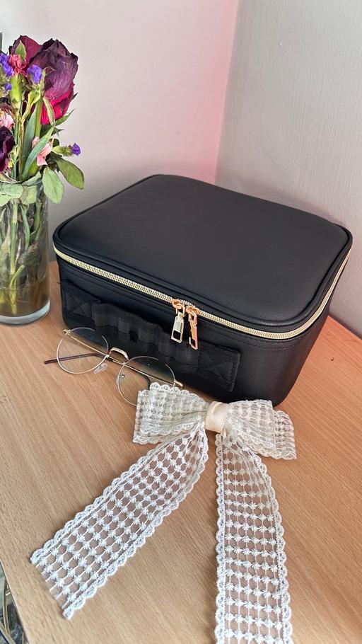 Buy & Sell Cricklewood North West London - Photos for LED Travel Cosmetic Bag