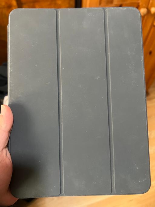 Buy & Sell All Saints East London - Photos for Apple iPad Air 4/5th Generation Folio Case