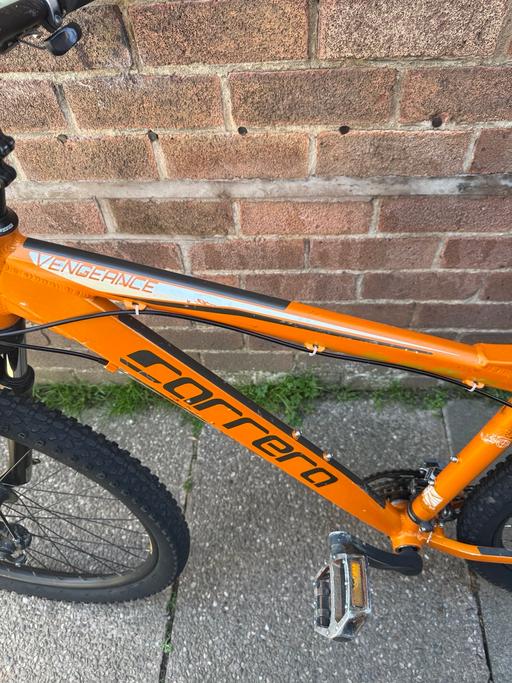 Buy & Sell Four Oaks Birmingham - Photos for Carrera vengeance 18”medium frame size