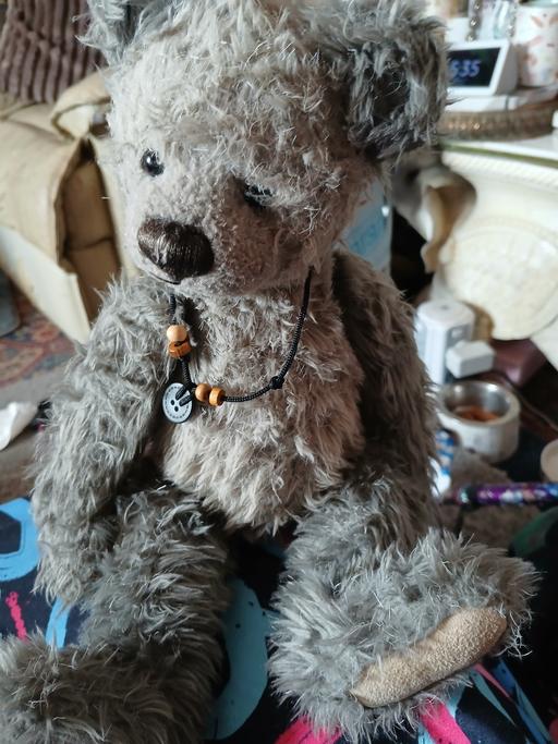 Buy & Sell Netherton Dudley - Photos for charlie bear with button neck
