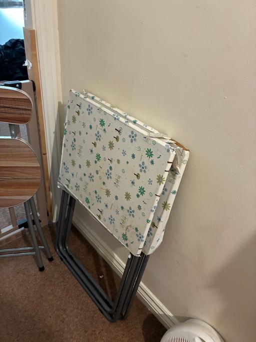 Buy & Sell Coventry City Centre Coventry - Photos for 2 foldable table and 2 chairs