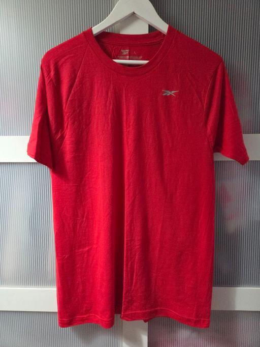 Buy & Sell Weston Point Halton - Photos for Size L REEBOK red tshirt