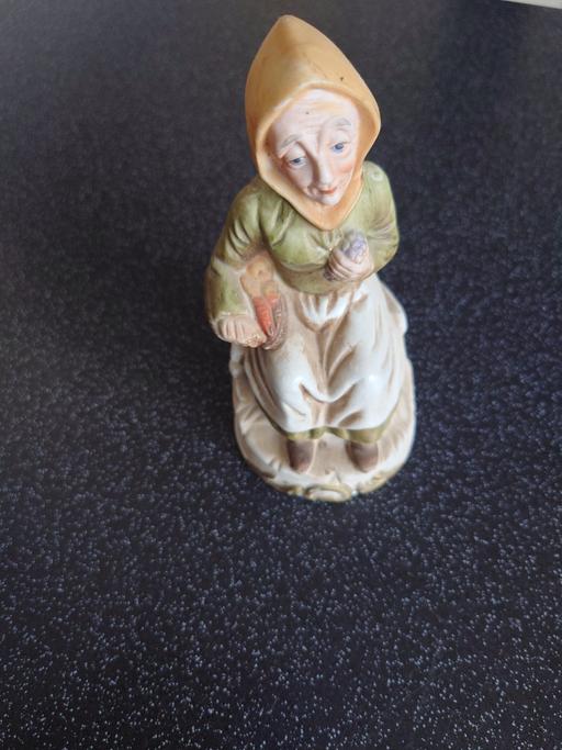 Buy & Sell Woodthorpe Charnwood - Photos for Vintage old woman figurine