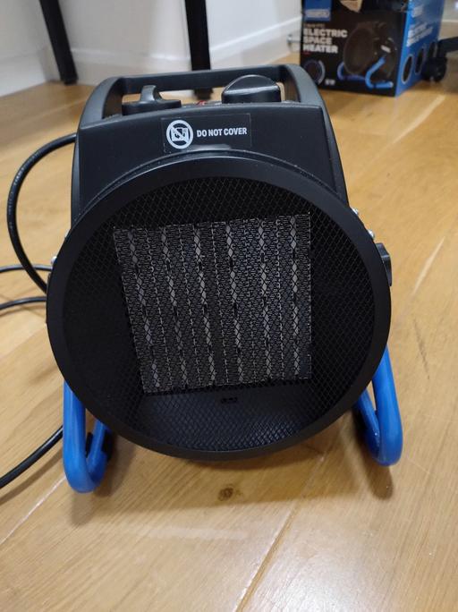 Buy & Sell Blackwall East London - Photos for Electric space heater, Draper