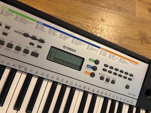 Buy & Sell Edgware Road West London - Photos for Electric piano