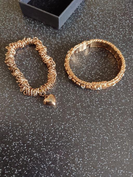 Buy & Sell Woodthorpe Charnwood - Photos for 2 rose gold bracelets