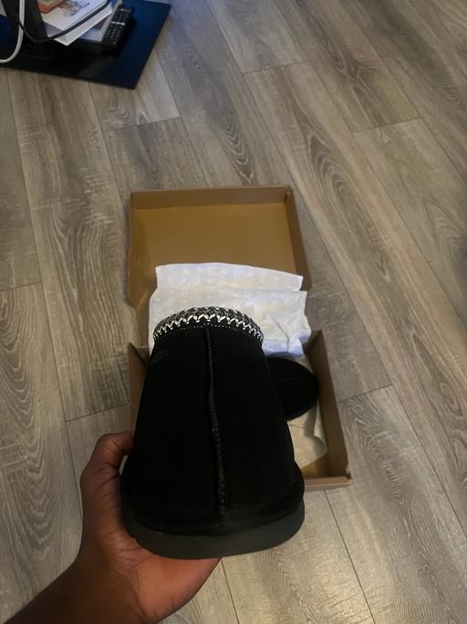 Buy & Sell Hamstead Industrial Estate Birmingham - Photos for Black Ugg slippers