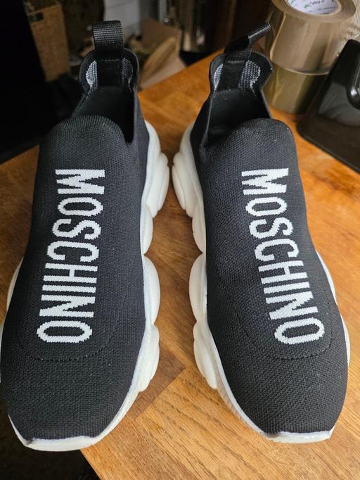 Buy & Sell Pensnett Dudley - Photos for MOSCHINO SLIP ON TRAINERS SZ 5