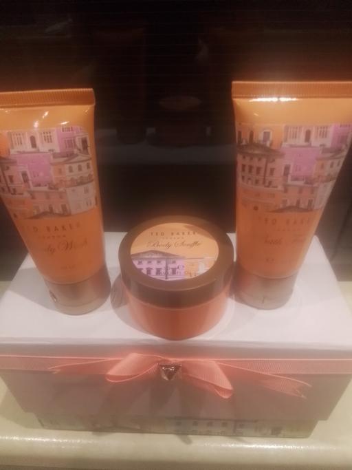 Buy & Sell Streetly Walsall - Photos for BRAND NEW TED BAKER SET