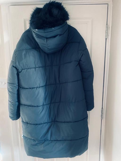 Buy & Sell Ilford Redbridge - Photos for Long hooded puffer jacket