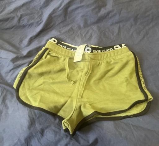 Buy & Sell Balham South West London - Photos for River island girls shorts age 11/12 years old