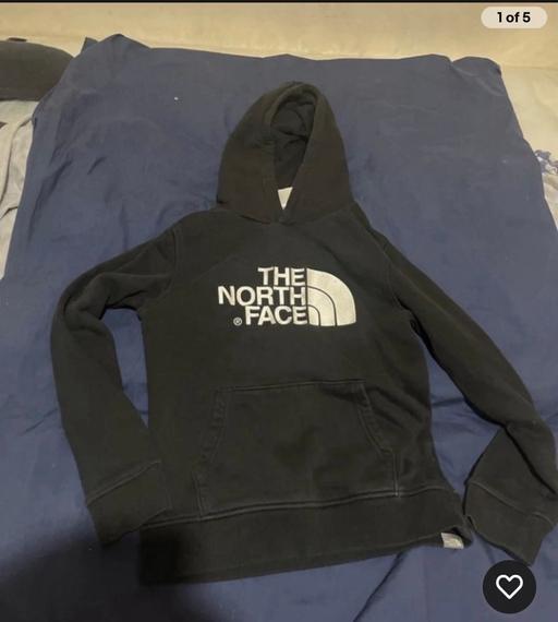 Buy & Sell Balham South West London - Photos for North face boys jumper size L