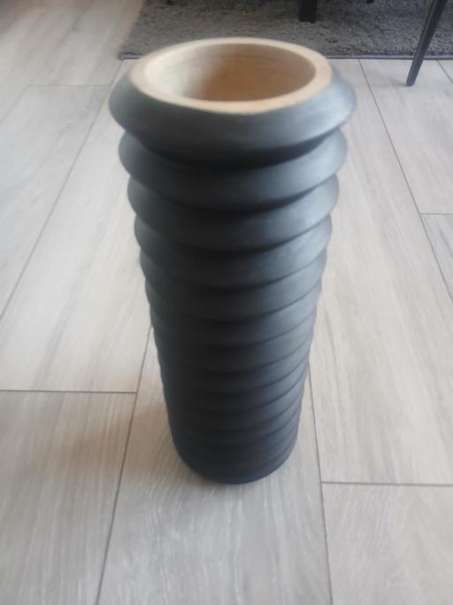 Buy & Sell Penn Wolverhampton - Photos for Large Black Wooden Vase