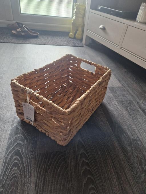 Buy & Sell Scholes Rotherham - Photos for New TK Max basket with tags