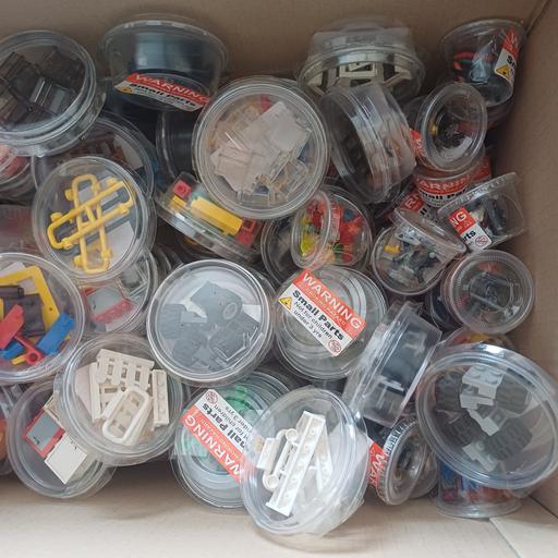 Buy & Sell Tividale Sandwell - Photos for Small little tubs with lego items in.