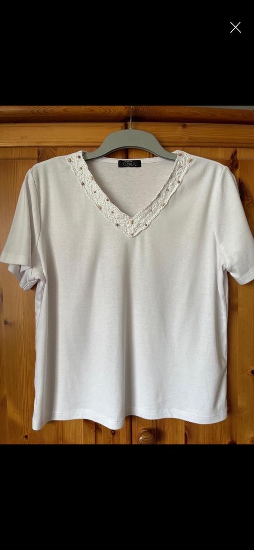 Buy & Sell Durham Lane Industrial Park Stockton-on-Tees - Photos for Ladies V Neck T Shirt Size M