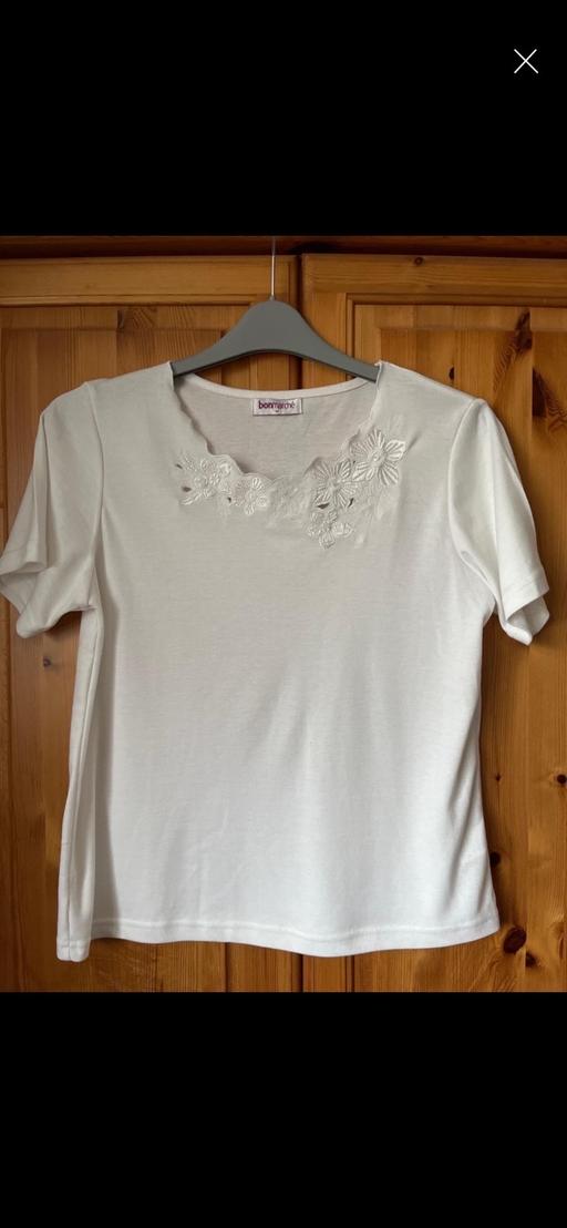 Buy & Sell Eaglescliffe Stockton-on-Tees - Photos for Summer T Shirt Size Medium