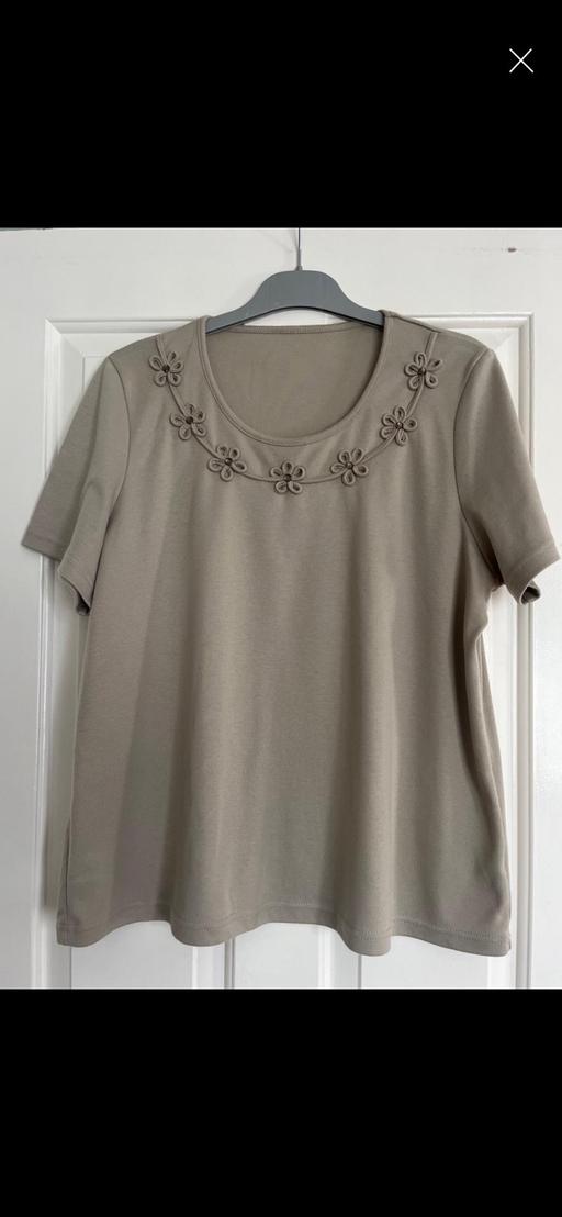 Buy & Sell Eaglescliffe Stockton-on-Tees - Photos for Ladies T Shirt Size Large