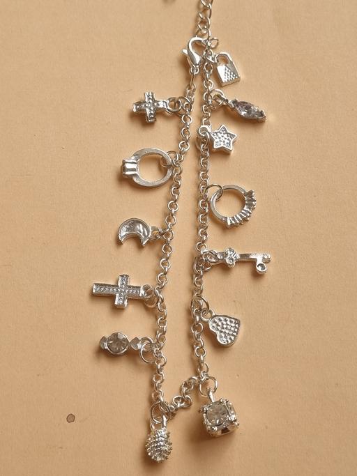 Buy & Sell Grafton Street Industrial Estate West Northamptonshire - Photos for Beautiful charm bracelet