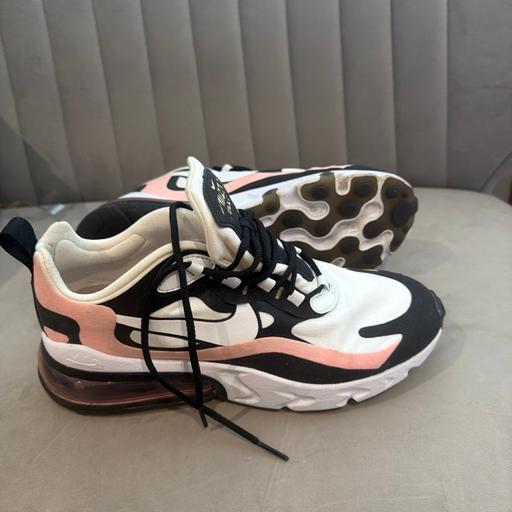Buy & Sell New Haw Runnymede - Photos for Nike air max 270 react uk 6.5 eur40.5