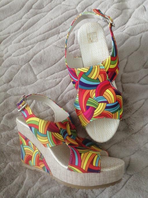 Buy & Sell Heath Town Wolverhampton - Photos for New ladies wedge sandals size 6