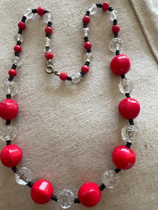 Buy & Sell Rottingdean Brighton - Photos for Beautiful vintage glass necklace