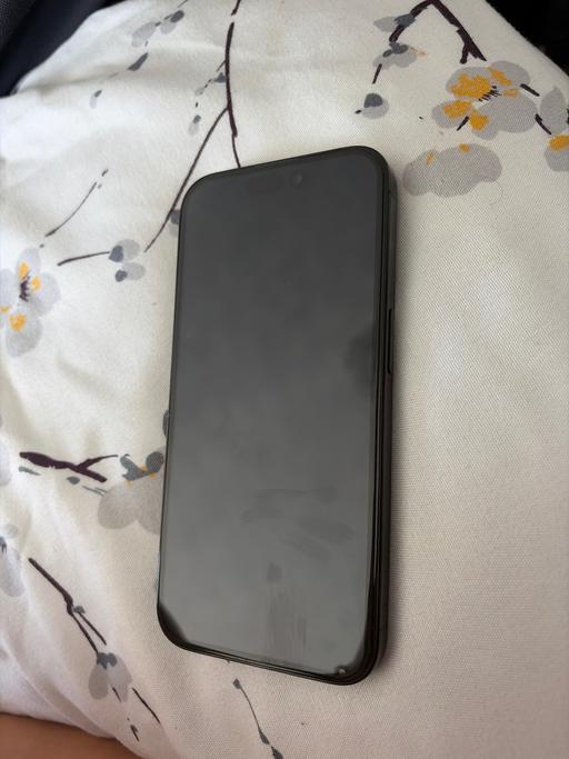 Buy & Sell Bradley Wolverhampton - Photos for iPhone 15 pro