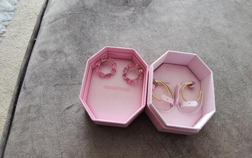 Buy & Sell Whinmoor Leeds - Photos for Swarovski earrings