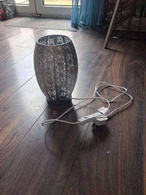 Buy & Sell Tyldesley Wigan - Photos for lamp