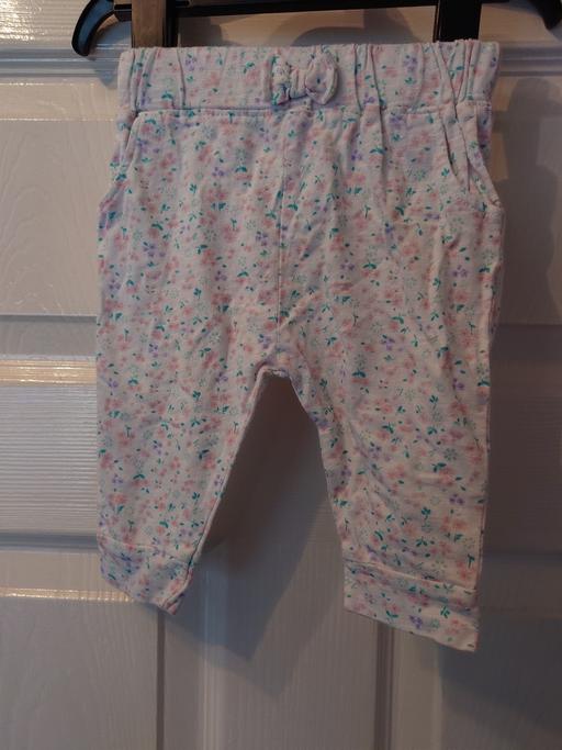 Buy & Sell Woodthorpe Charnwood - Photos for Baby girls floral joggers size up to 3 months