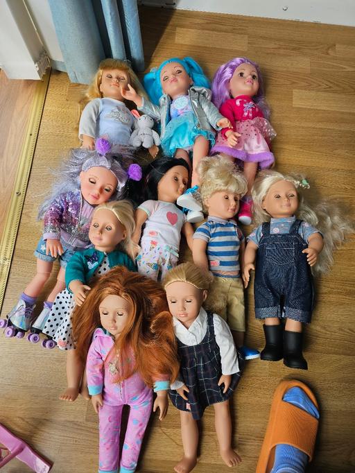 Buy & Sell Beeston Leeds - Photos for designer friend and our Generation dolls and