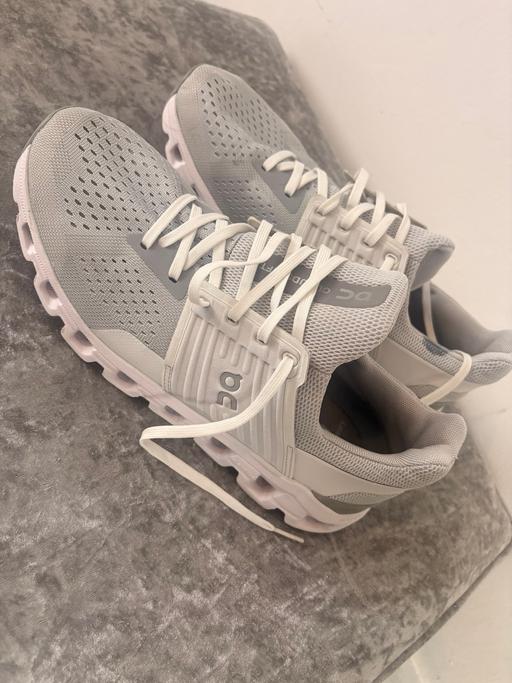 Buy & Sell Birkenhead Wirral - Photos for On cloud trainers