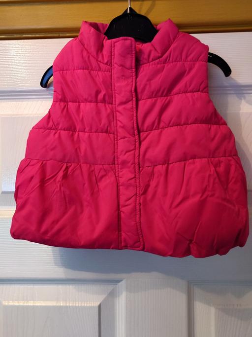 Buy & Sell Woodthorpe Charnwood - Photos for Girls pink bodywarmer size 12-18 months