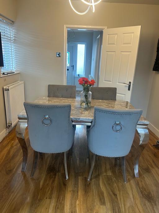 Buy & Sell New Moston Manchester - Photos for Dining table & chairs