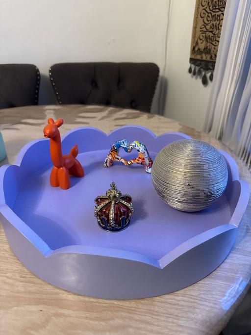 Buy & Sell Commercial Road East London - Photos for Purple tray with ornaments