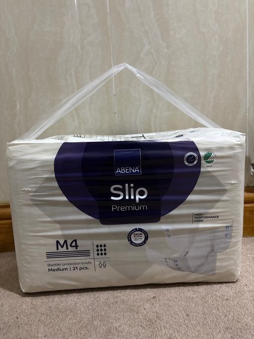 Buy & Sell Holly Hall Dudley - Photos for 1 x abena slip m4 nappies