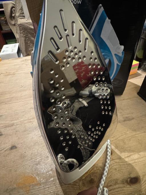 Buy & Sell Sheffield Sheffield - Photos for Russell Hobbs Supreme Steam Iron
