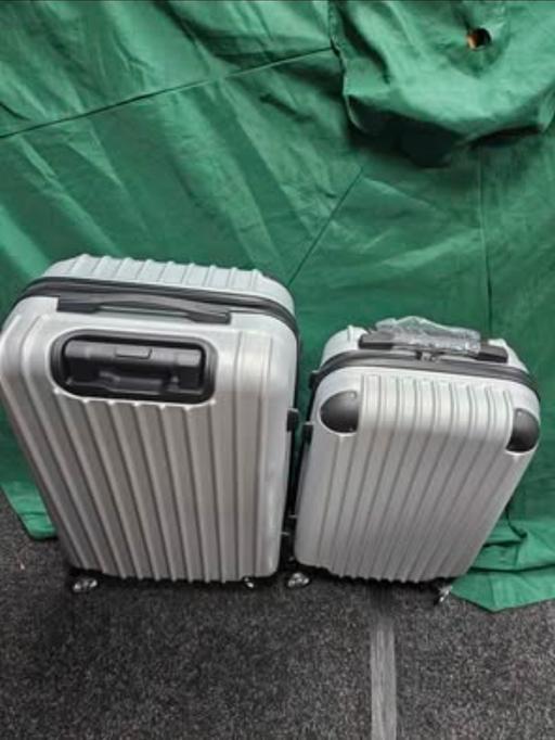 Buy & Sell Small Heath Birmingham - Photos for Set Of 2 Lightweight Hard Shell Suitcase Cabi