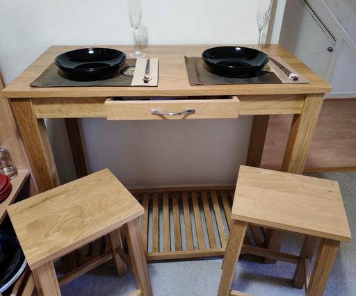 Buy & Sell Rustington Arun - Photos for Tutbury oak breakfast table with 2 stools