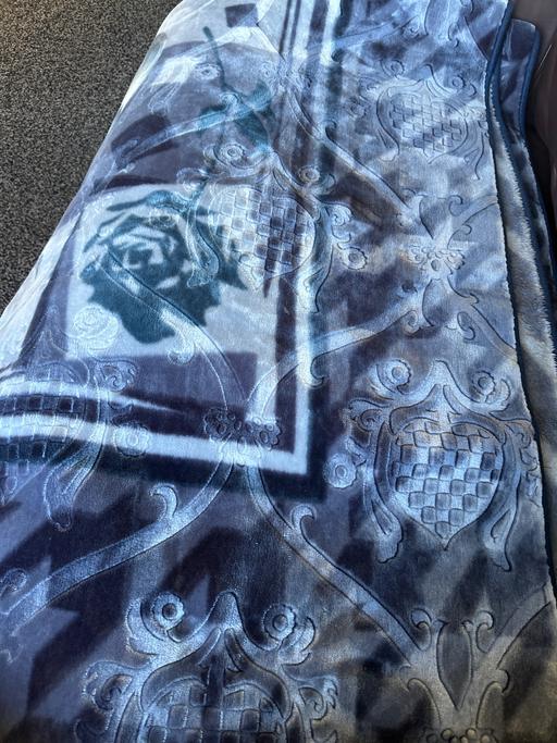 Buy & Sell Birchills Walsall - Photos for Good size single blanket